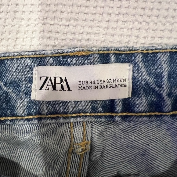 ZARA jeans !! 👖 - Picture 2 of 3